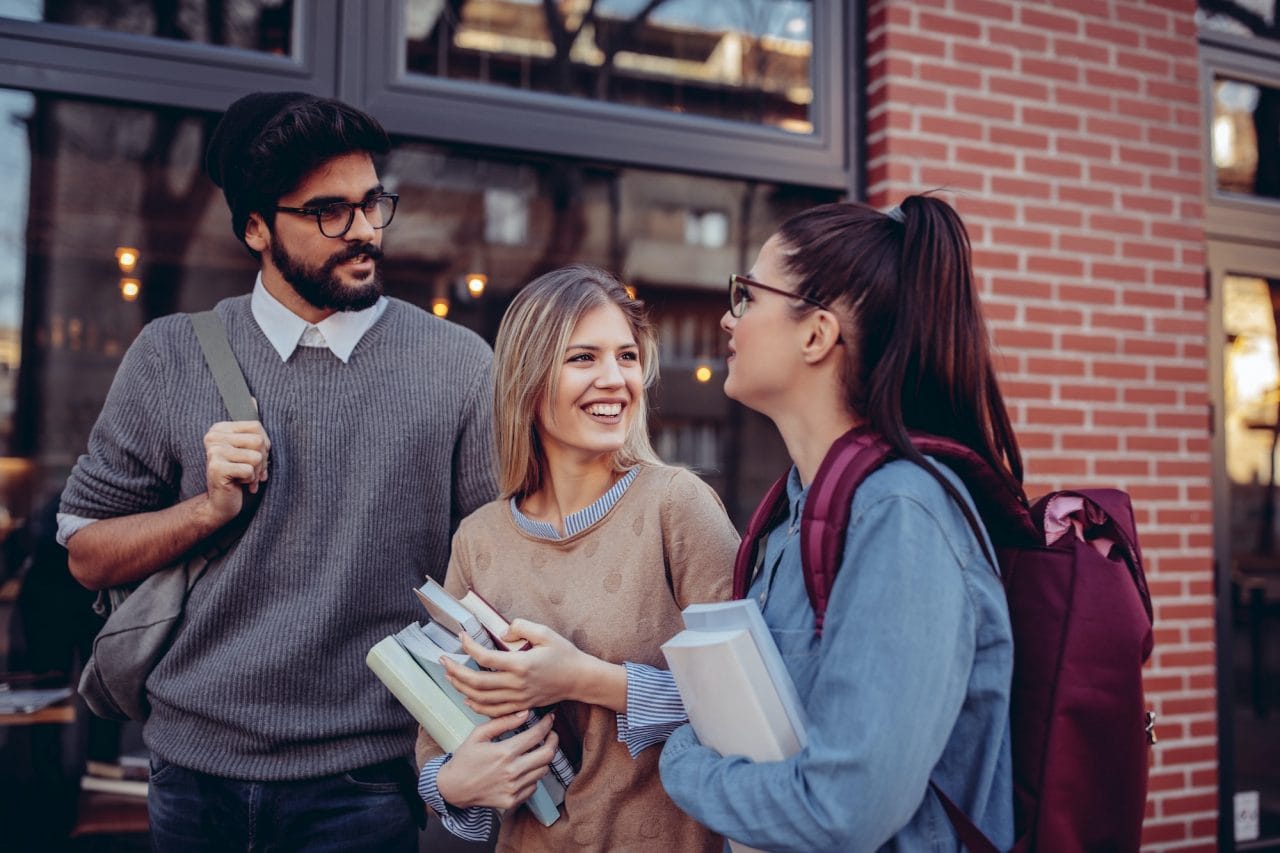 Os Benefícios de Aprender Inglês com Aulas Individuais Personalizadas